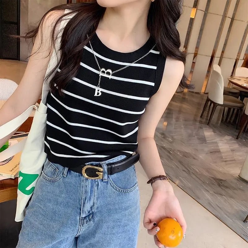 Black Horizontal Thin Stripes Flat Tank Top