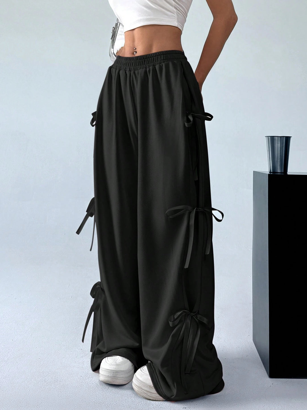 Black Side Bow Detail Sweatpant