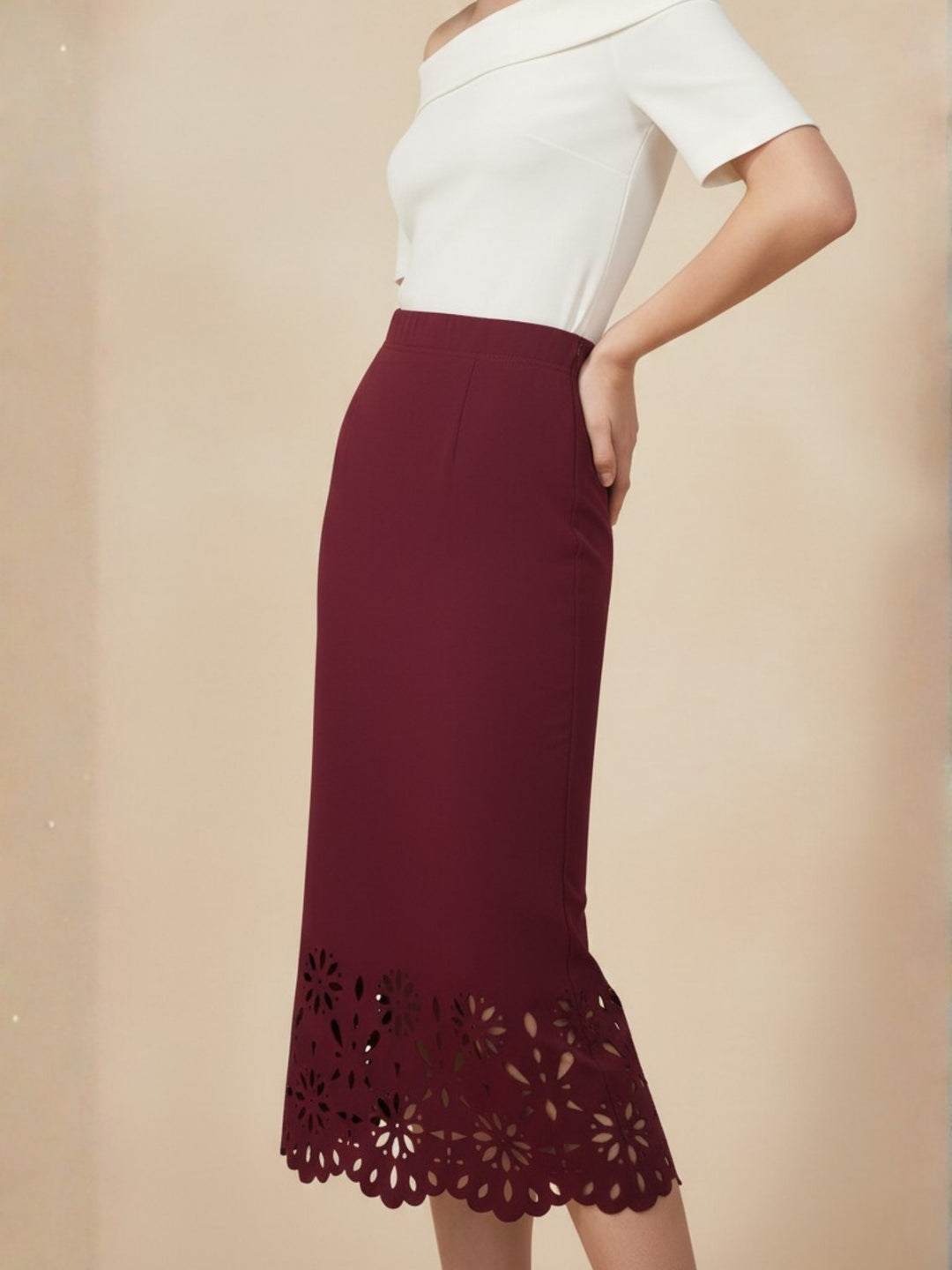 Burgundy Fish-Tail Fit Skirt With Bottom Hem Detail