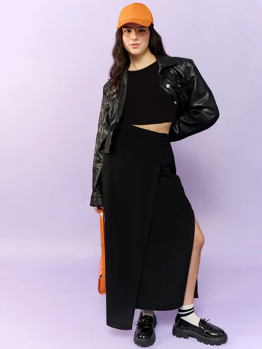 Black Basic Fitted Crop Top