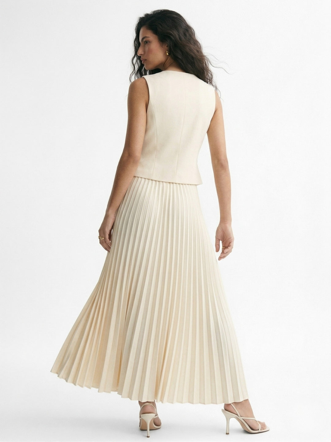 Cream Sleeveless Vest And Pleated Skirt Set