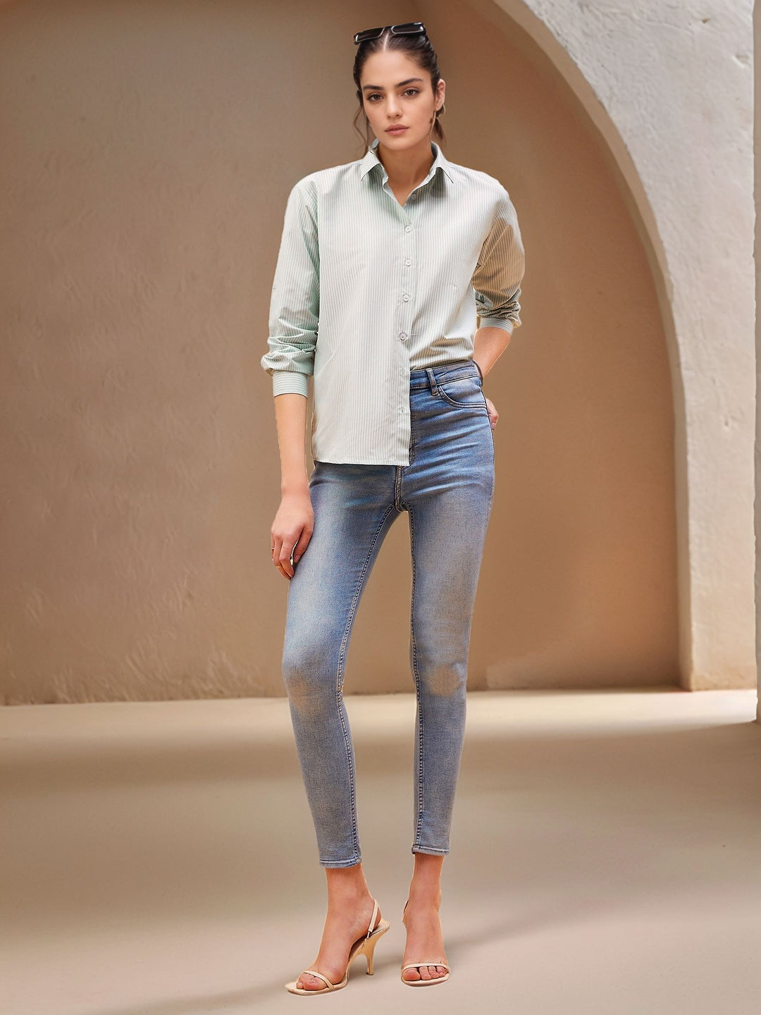 Green Full Sleeve Collared Front Buttoned Shirt