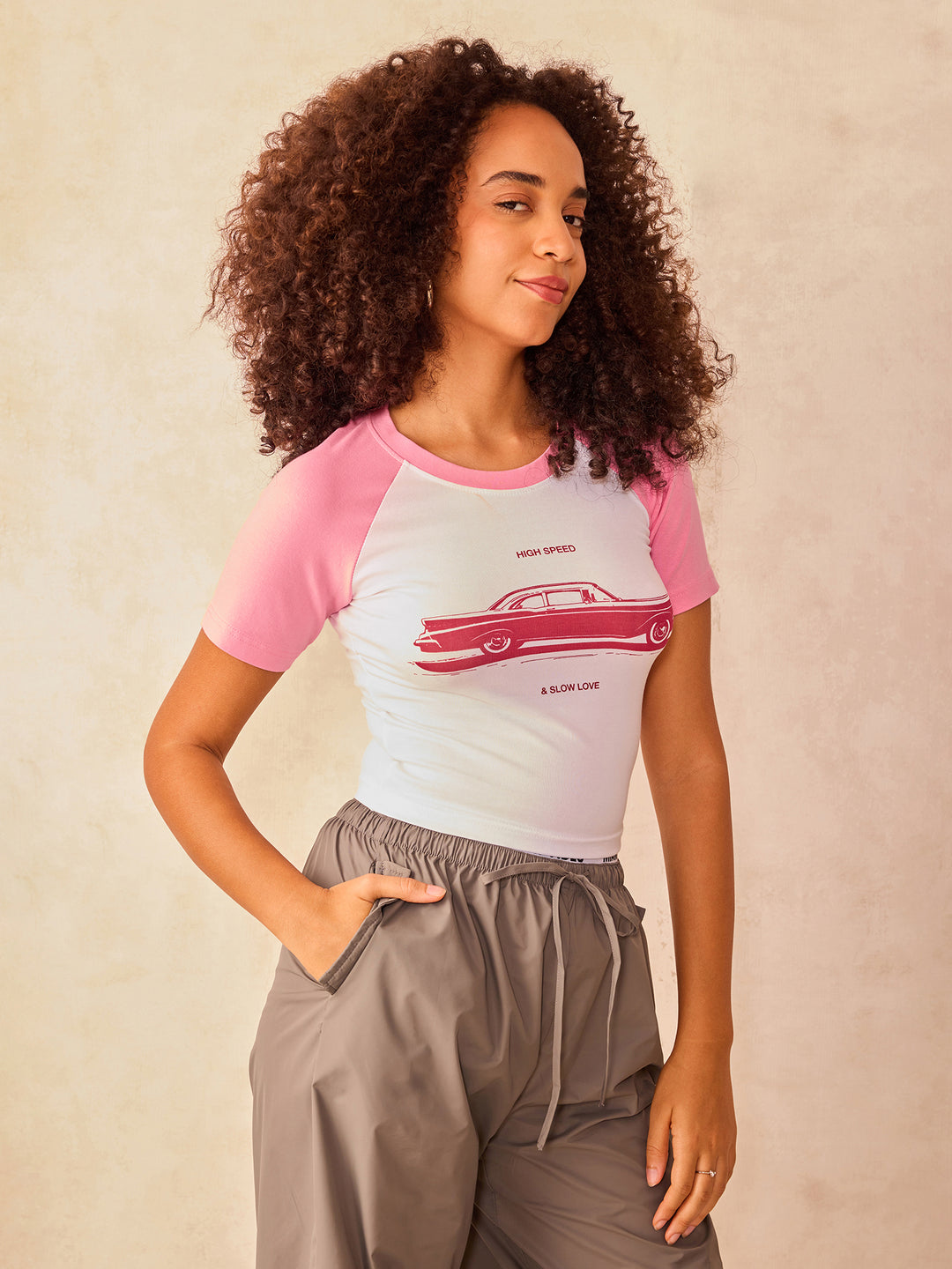 White Raglan Cropped Top With Graphic Print