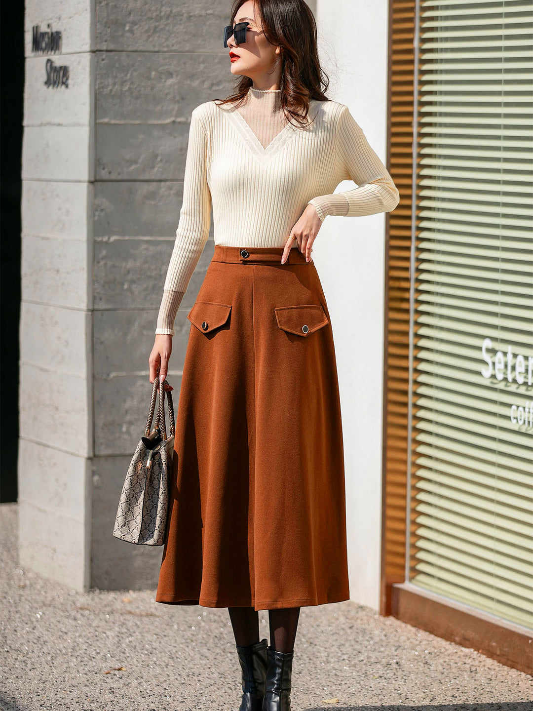 Brown Flared Skirt With Cargo Pockets
