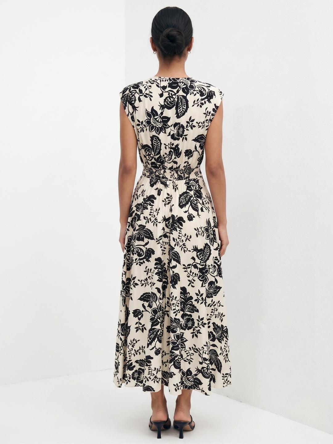 White Sleeveless Printed Dress