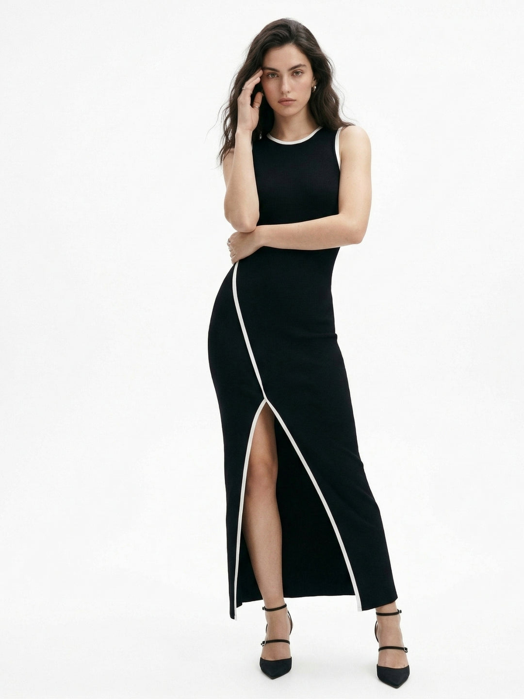 Black Sleeveless Contrast Edge Slit Dress