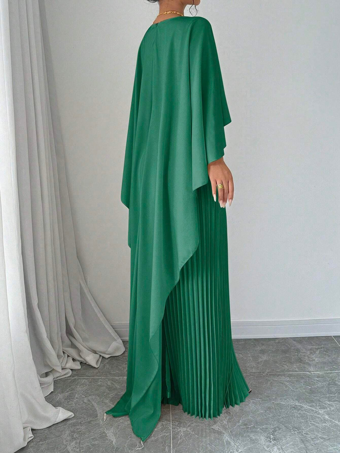 Green Crew Neck Coverup Pleated Dress