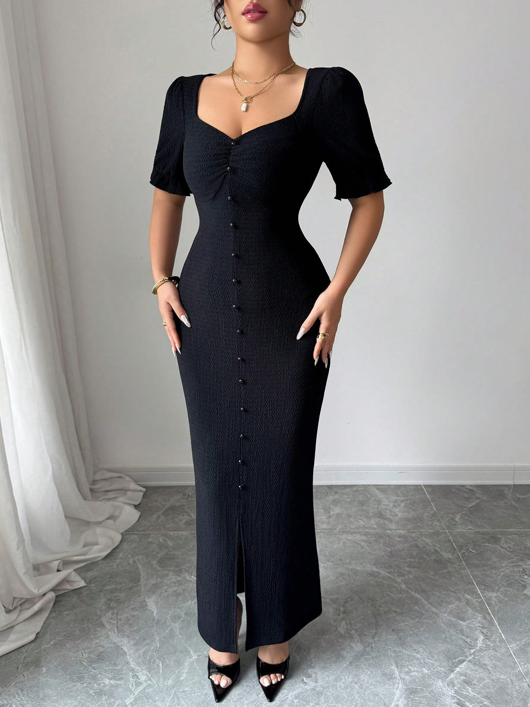 Black Sweetheart Neck Slit Maxi Dress