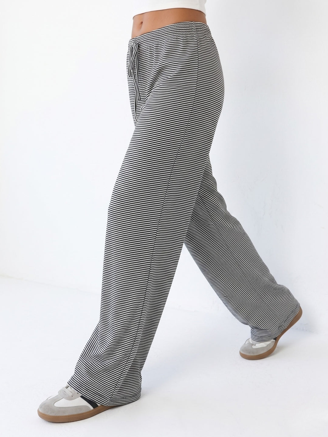 Grey Low Waist Wide Leg Pant