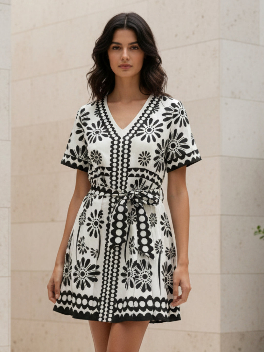 Black Short Sleeve Printed V Neck Dress