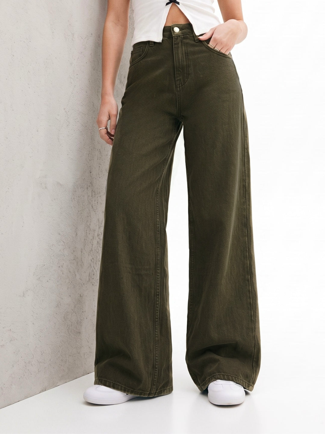 Olive High-Rise Straight Fit Jeans