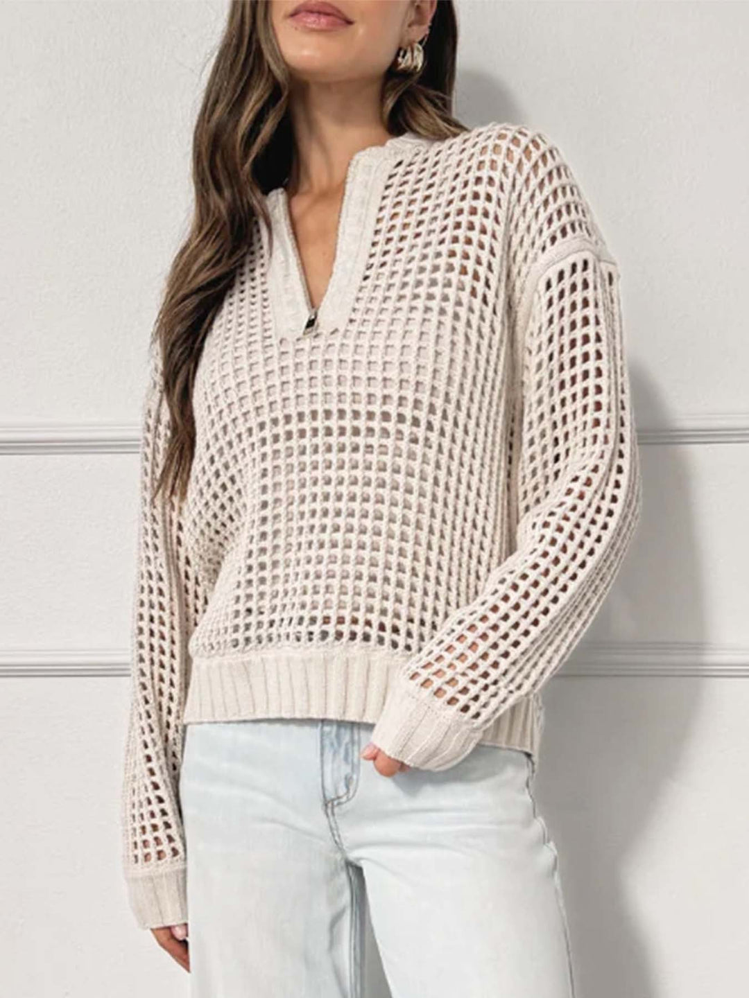 Off White Full Sleeve Textured Sweaters