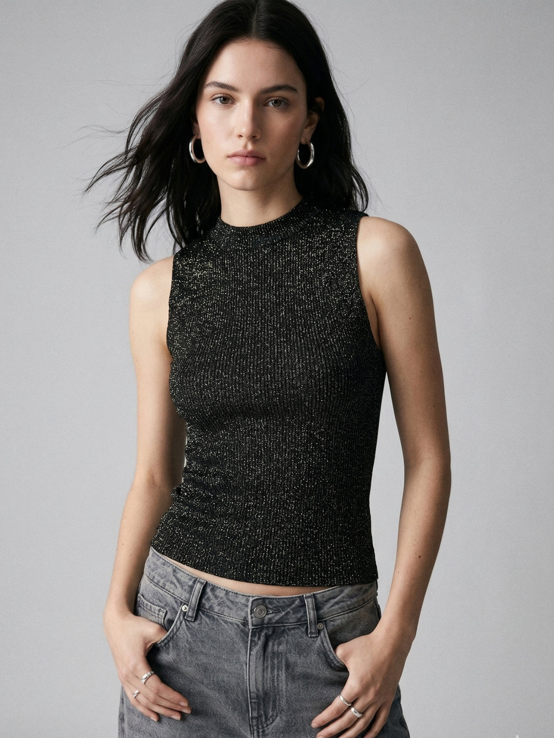 Black Sleeveless Shimmered Tank