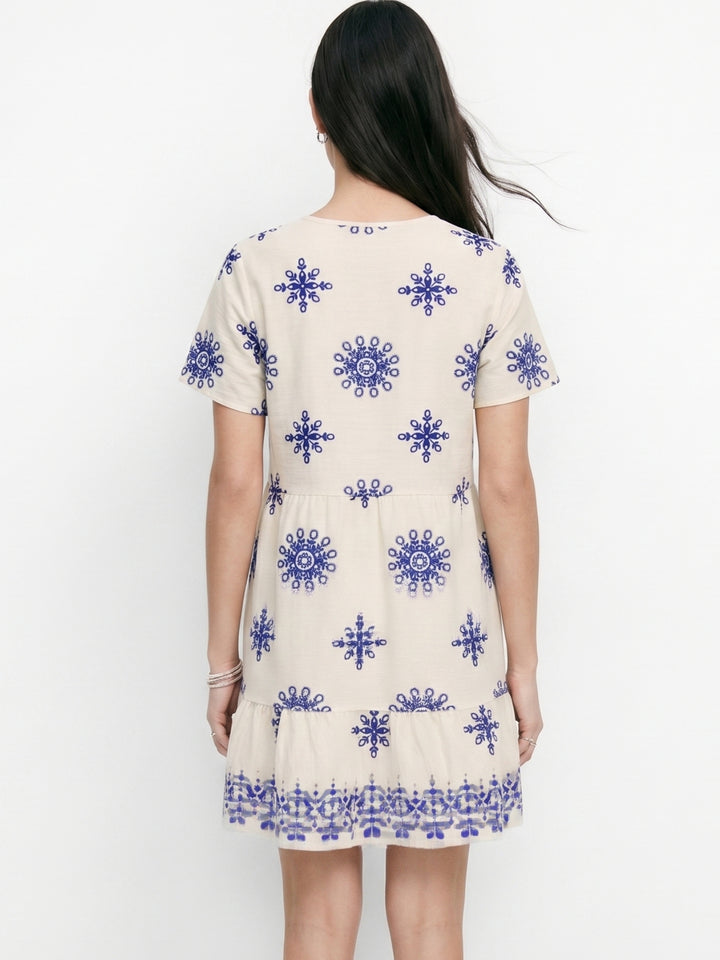Off White Short Sleeve V Neck Printed Dress