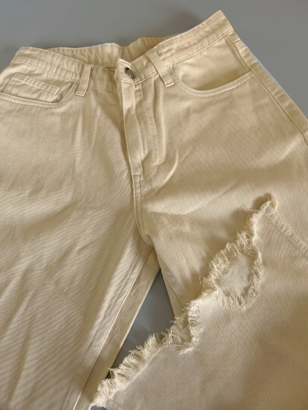 White Bottom Frayed Wide Leg Jeans