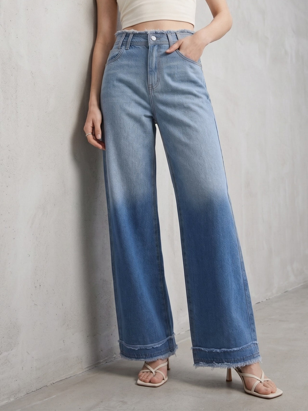Blue Freyed Waist Band With Thick Hem Detailed Jeans