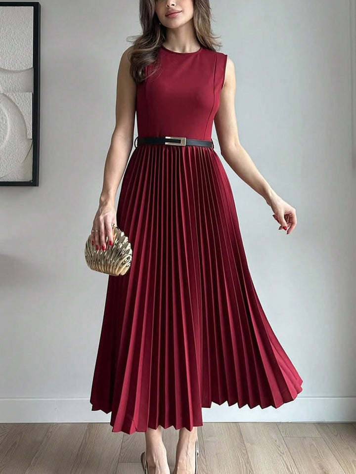 Wine Sleeveless Crew Neck Pleated Dress