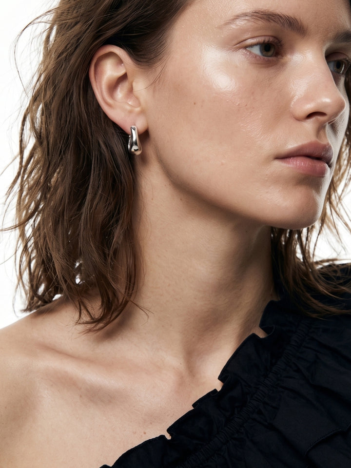 Silver Hooped Metal Earrrings