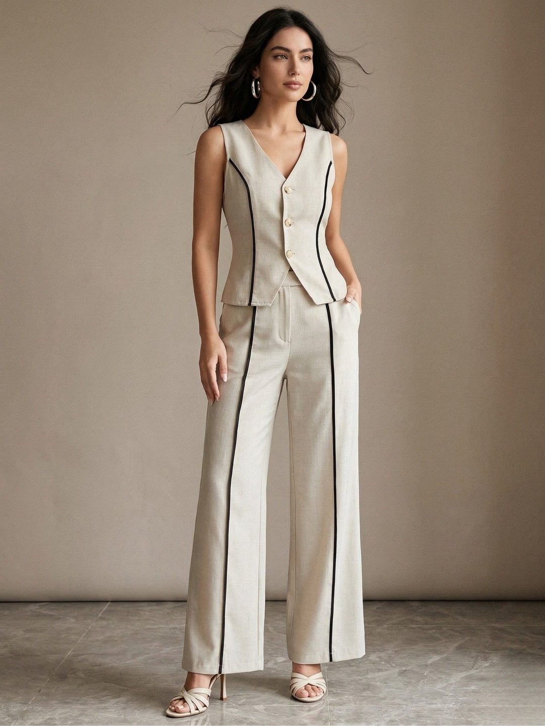 Off White Sleeveless Vest And Pant Set