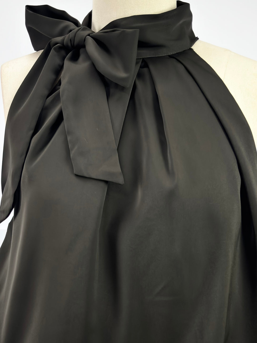 Charcoal Neck Tie-Up Bubble Hem Top