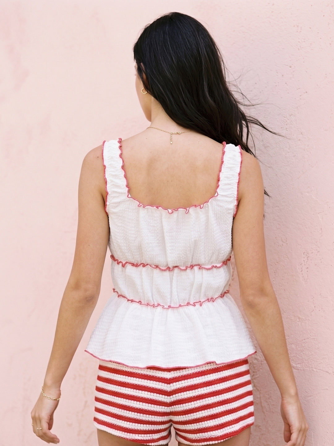 White Sleeveless Contrast Pipin Fitted Top