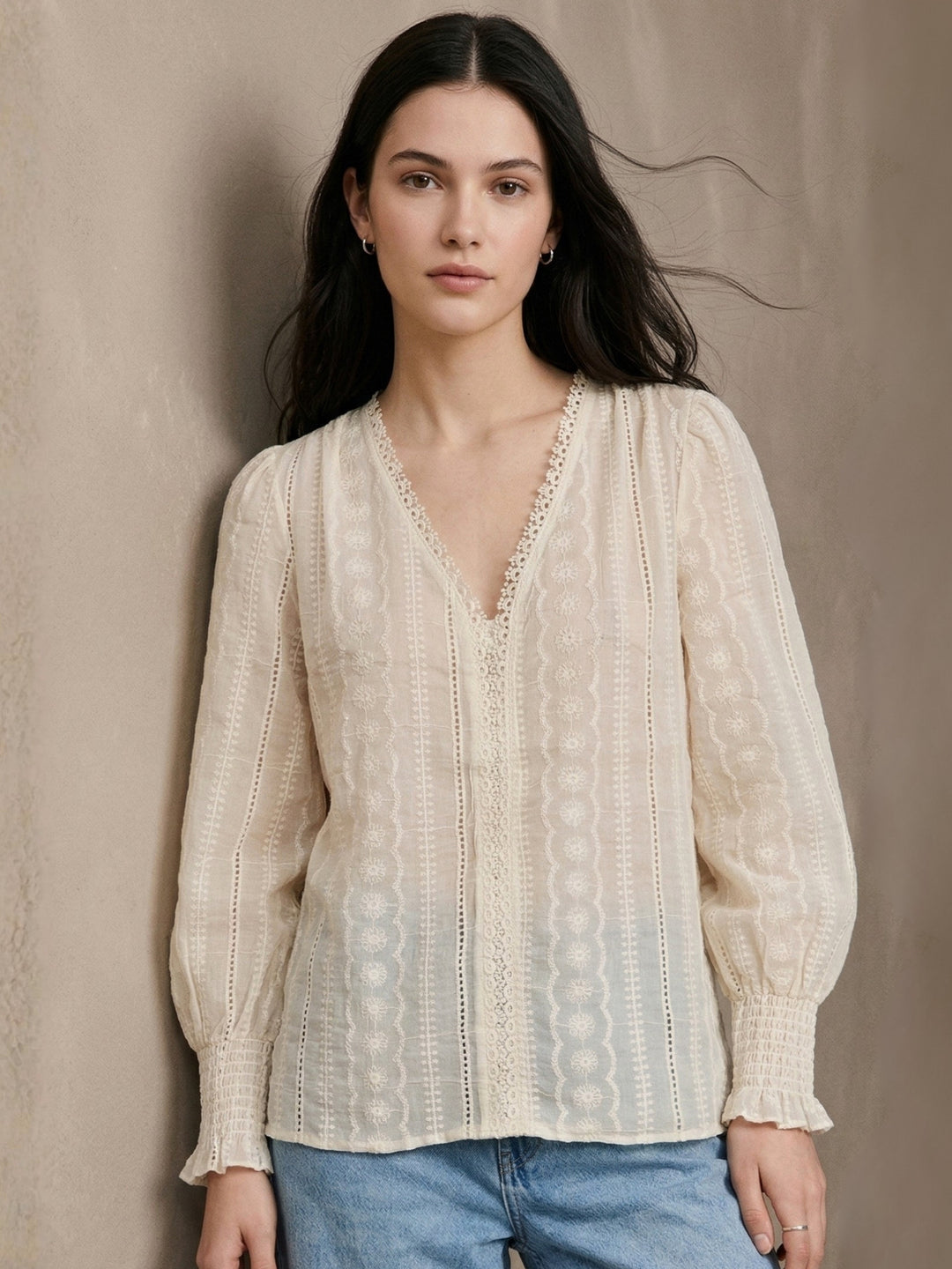 Cream Scallop Lace Neck Inserts Relaxed Blouson Top