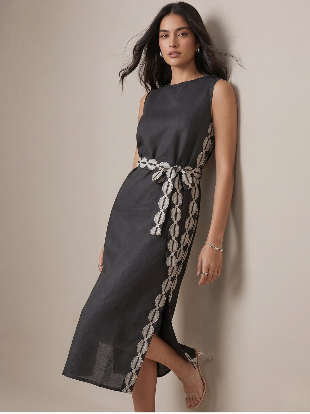 Grey Shift Dress With Contrast Print Border & Belt