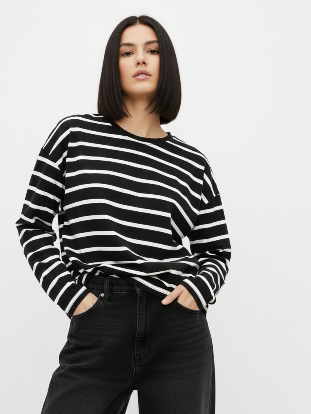 Black Full Sleeve Striped Relaxed Sweatshirt