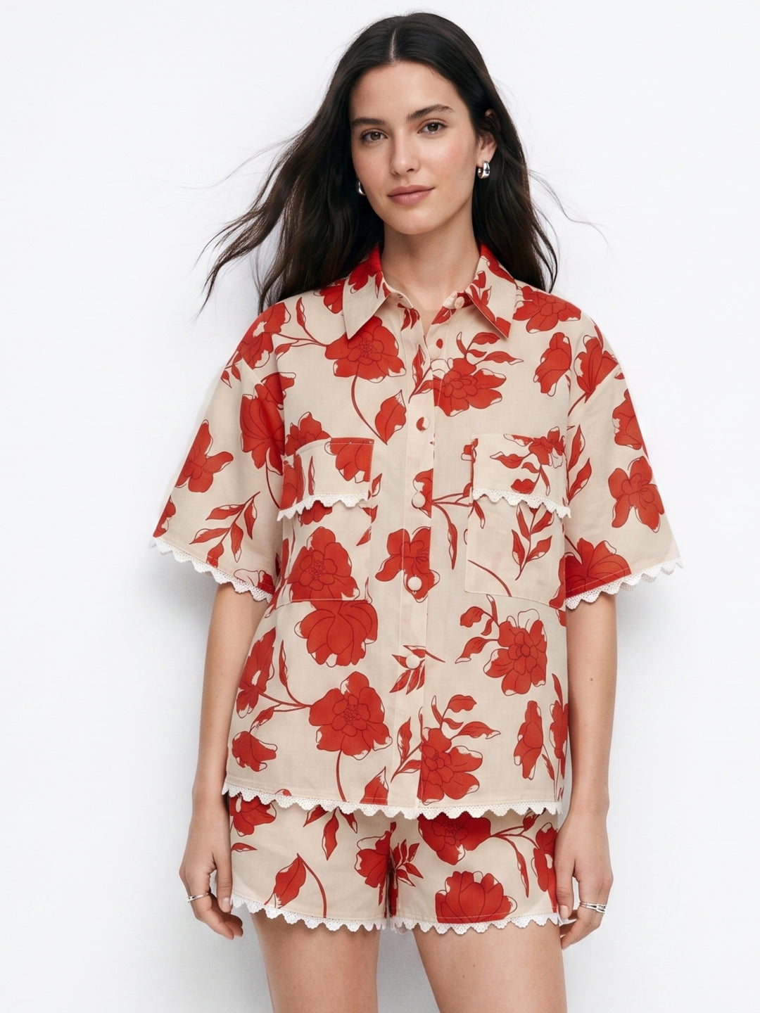 Off White Printed Scallop Edge Shirt And Shorts Set