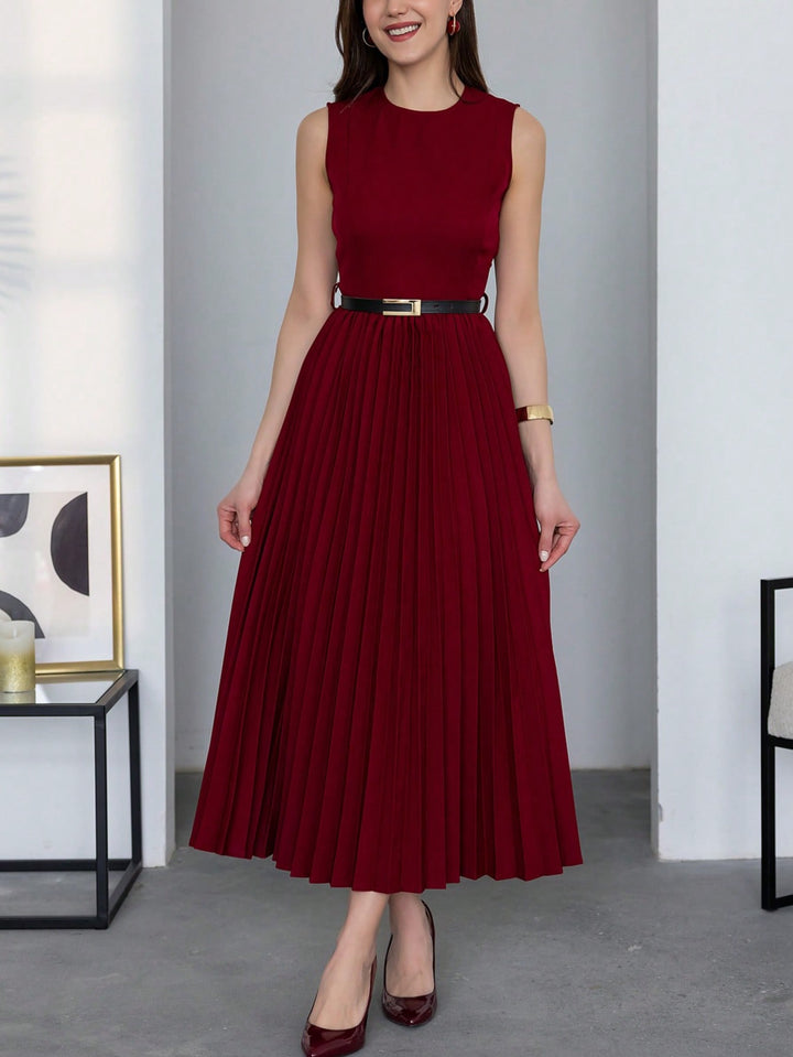 Wine Sleeveless Crew Neck Pleated Dress