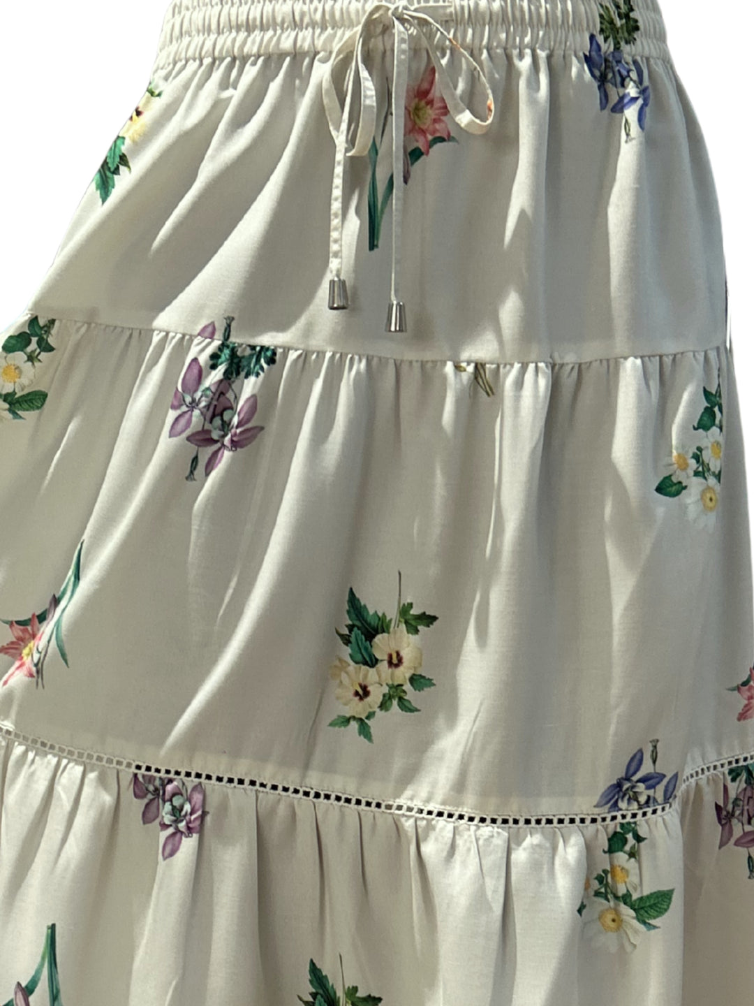 White Floral Print Tired Cotton Skirt With Lace Detail