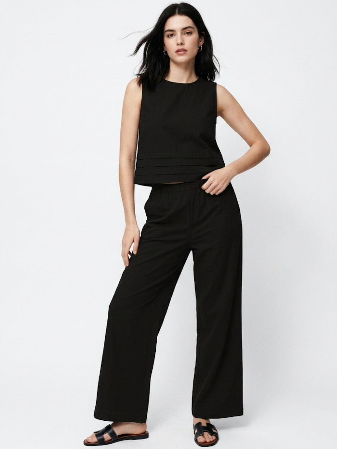 Black Sleeveless Relaxed Top And Trousers Co-Ord Set
