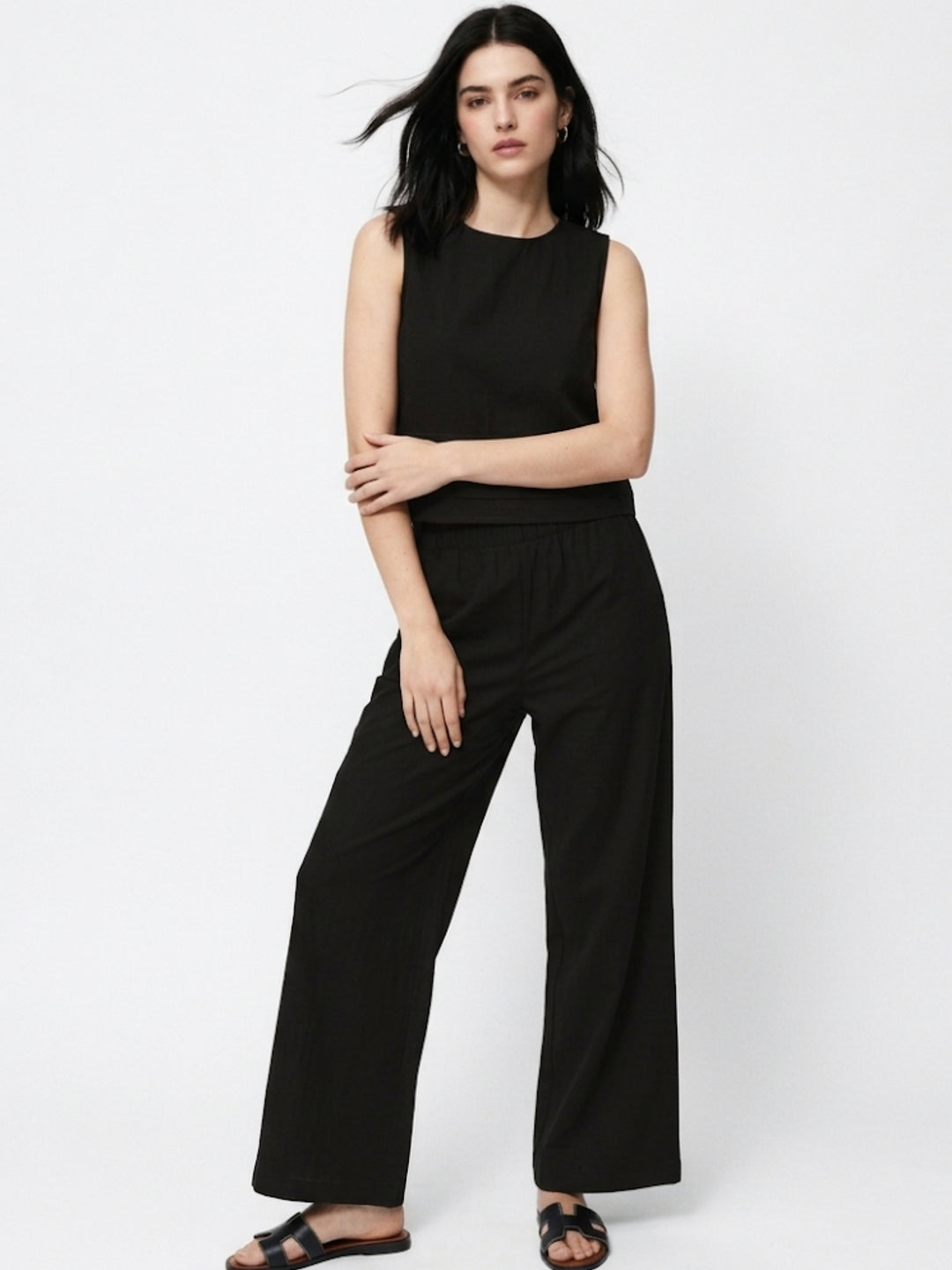 Black Sleeveless Relaxed Top And Trousers Co-Ord Set