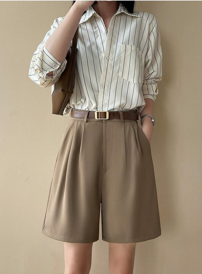 Brown Relaxed Fit Pleated Shorts