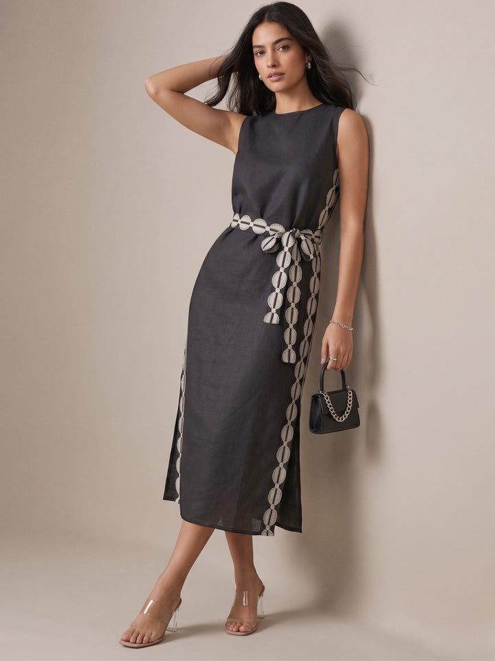 Grey Shift Dress With Contrast Print Border & Belt