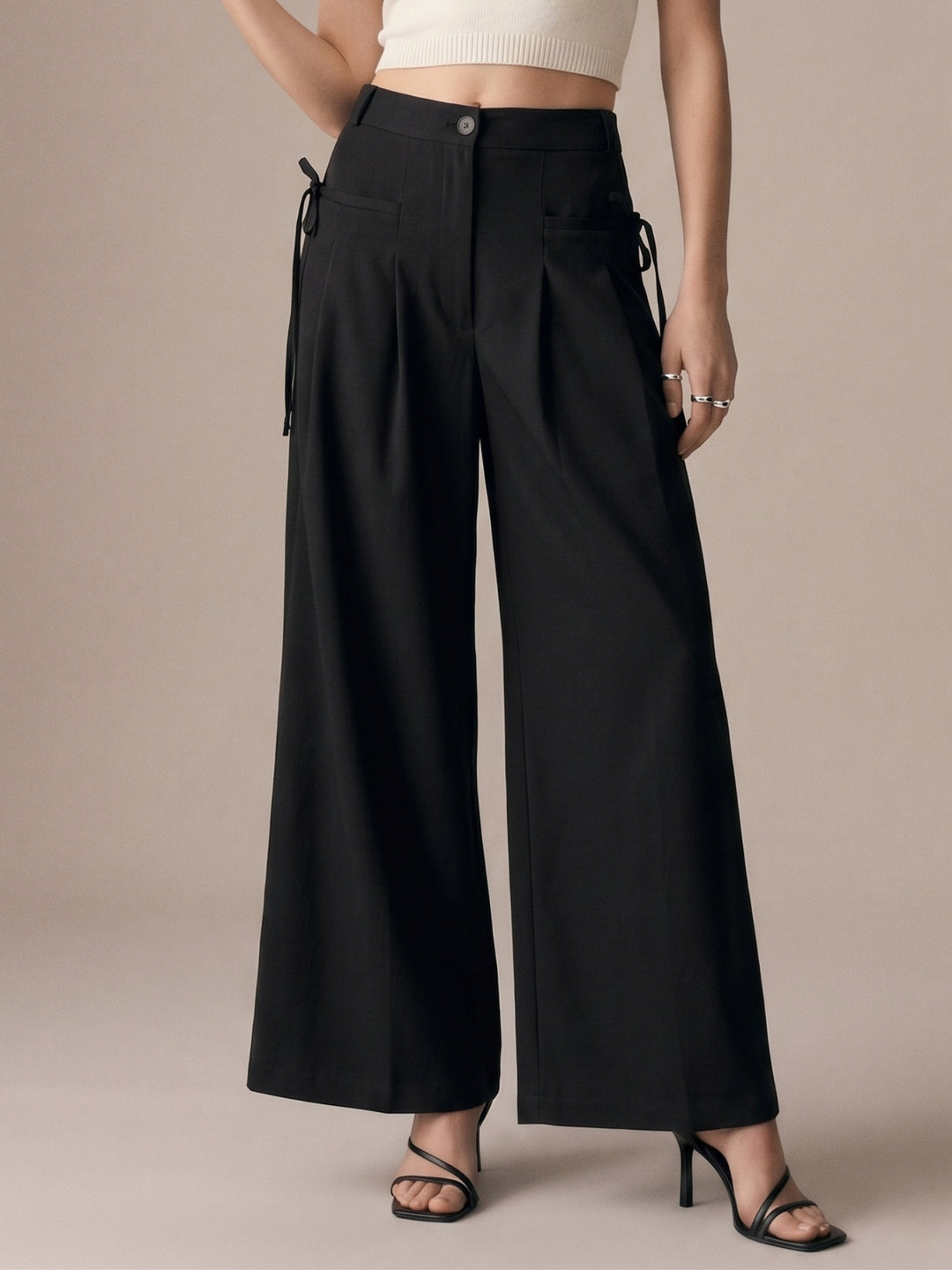 Black High-Waist Wide-Leg Baggie Pleated Trouser