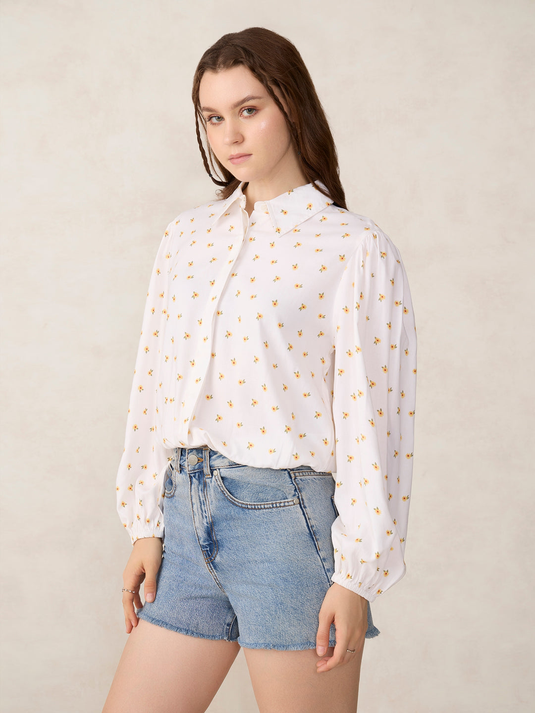 White Balloon Sleeve Printed Cropped Shirt