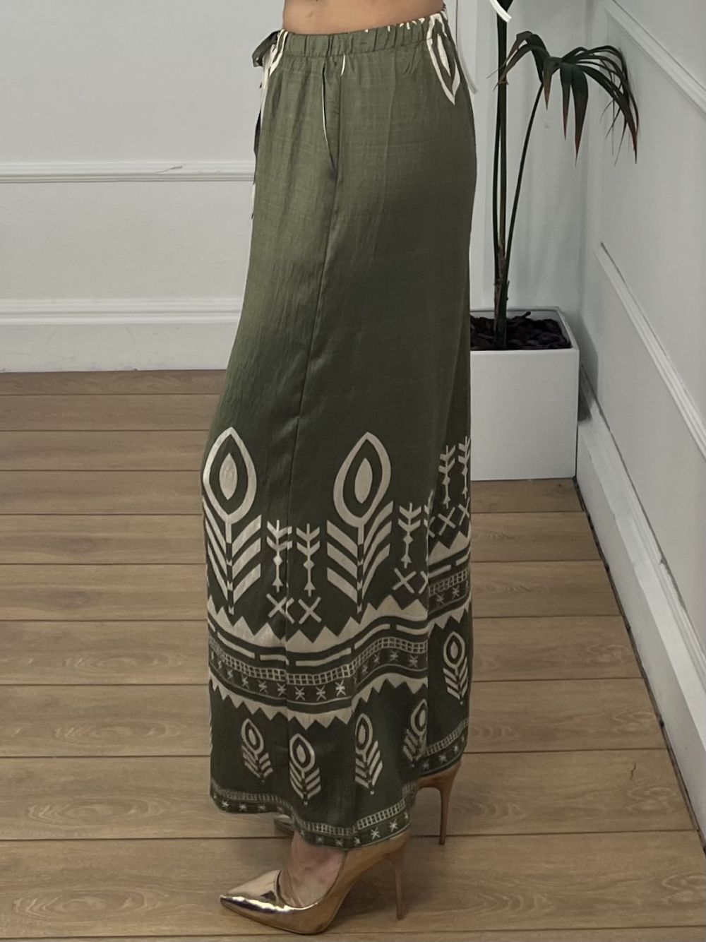 Olive Placement Printed Pants
