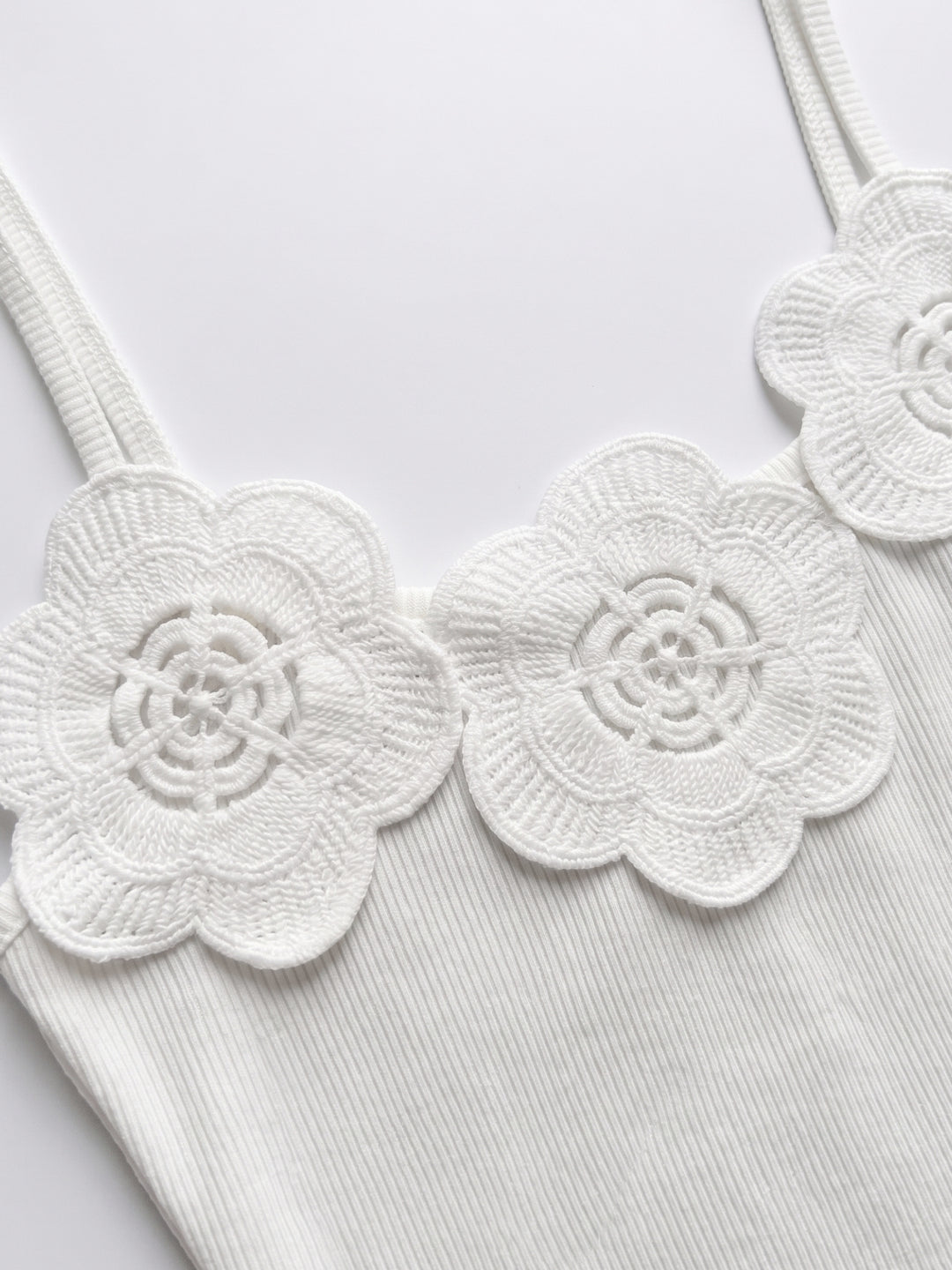 White Scoop Neck Camisole With Floral Corsages