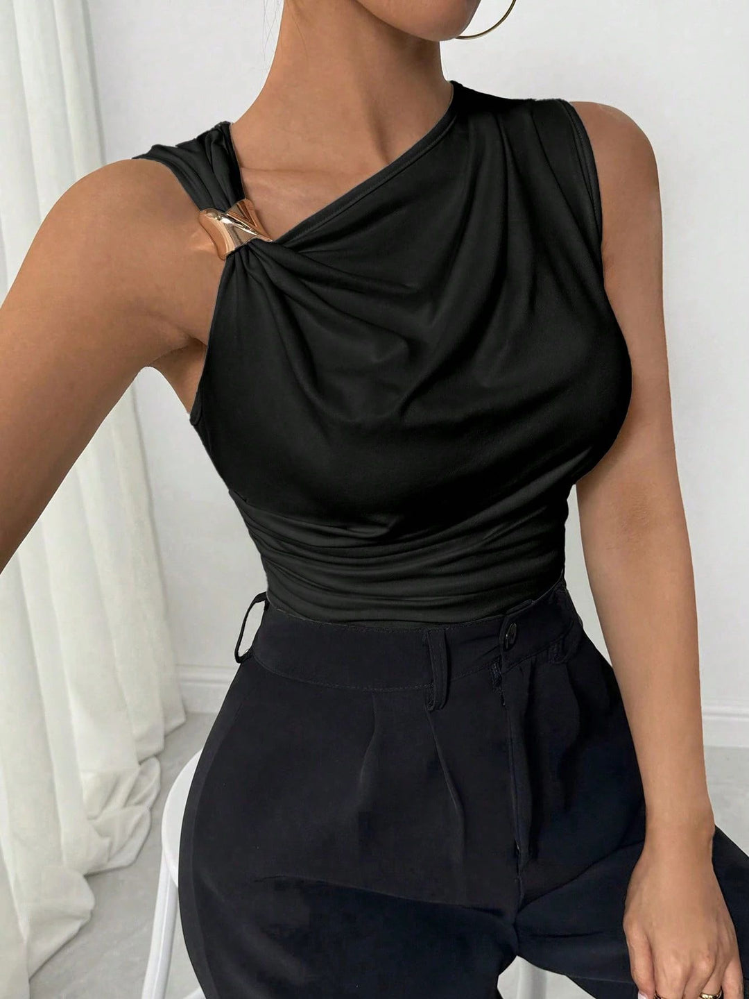 Black Sleeveless Buckle Attached Top