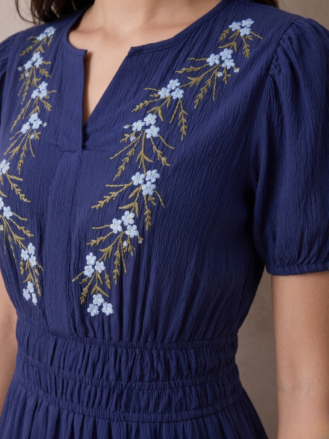Navy Blue Embroidered V-Neck Short Sleeves Dress