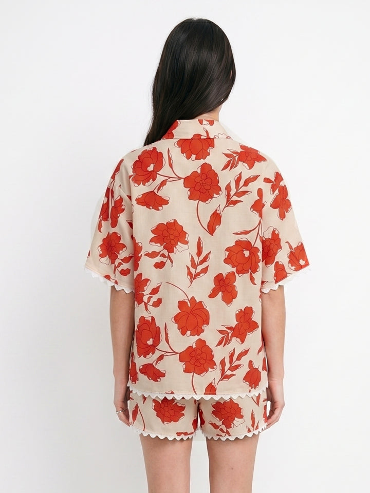 Off White Printed Scallop Edge Shirt And Shorts Set