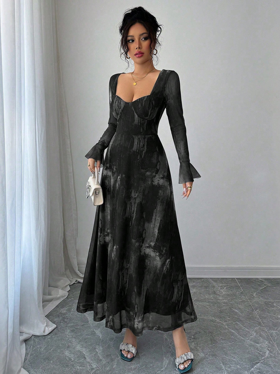 Black Sweetheart Neck Flare Sleeve Maxi Dress