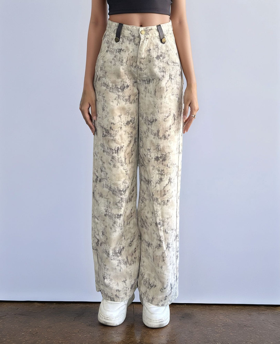 Off White Contrast Pocket Trouser