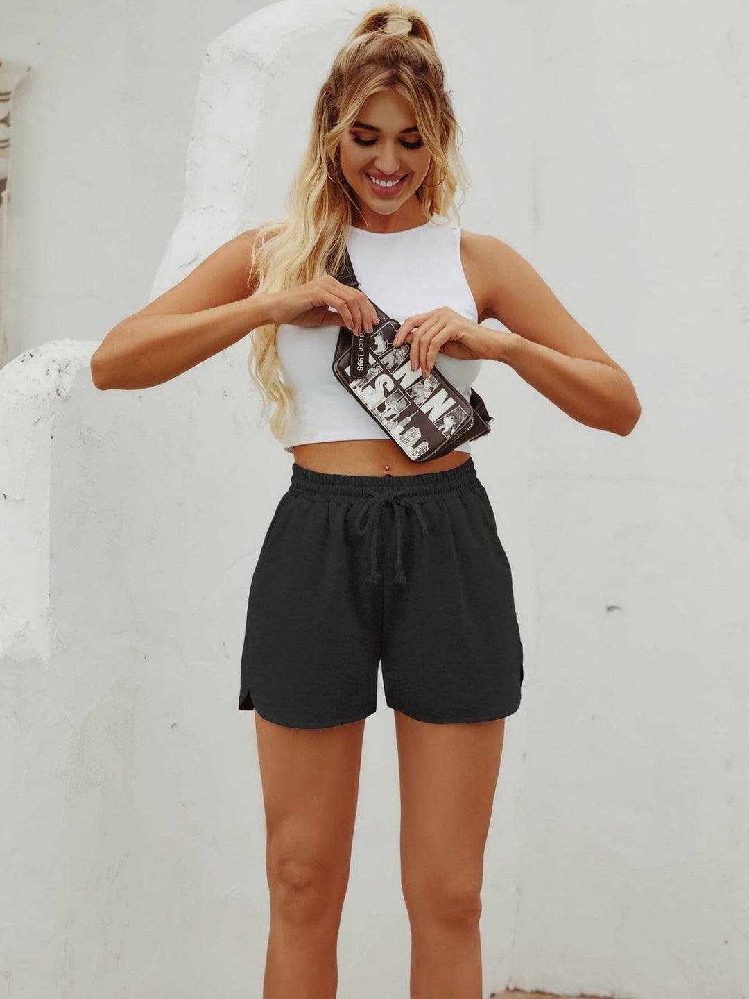 Black Easy Tie Up Shorts With Side Seam Detail