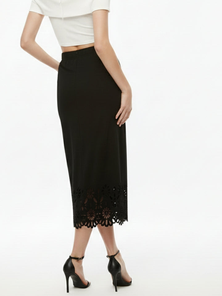 Black Fish-Tail Fit Skirt With Bottom Hem Detail