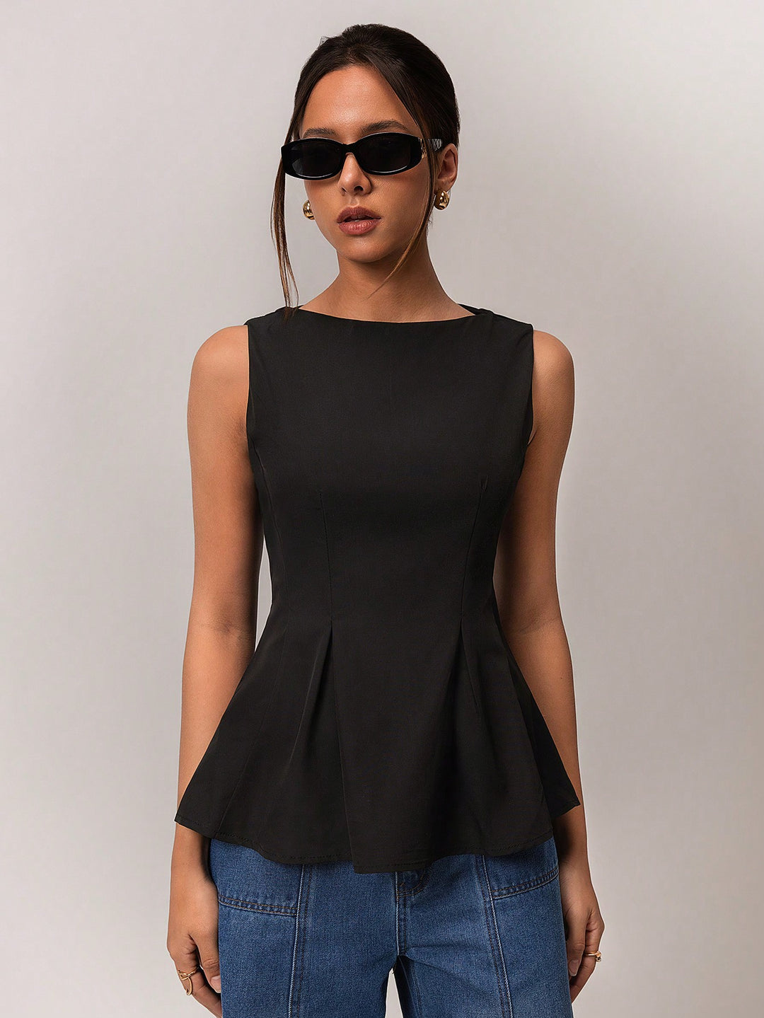 Black Sleeveless Inverted Pleat Peplum Top