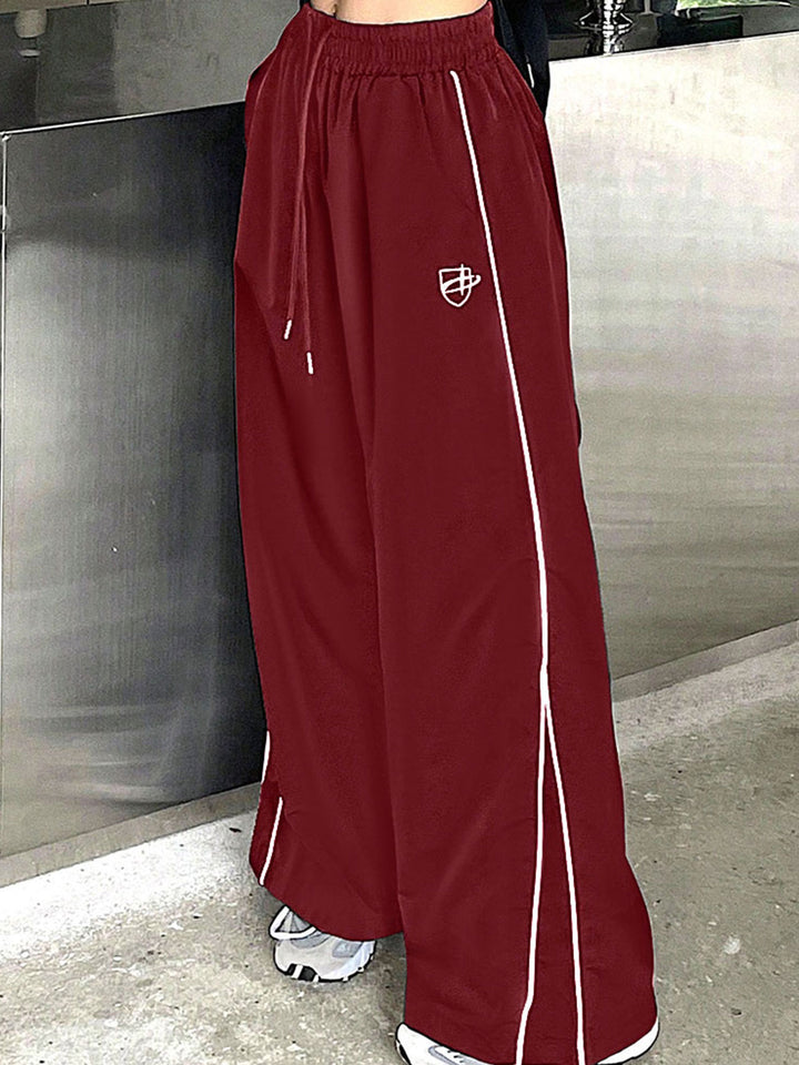 Wine Side Contrast Piping Sweatpants
