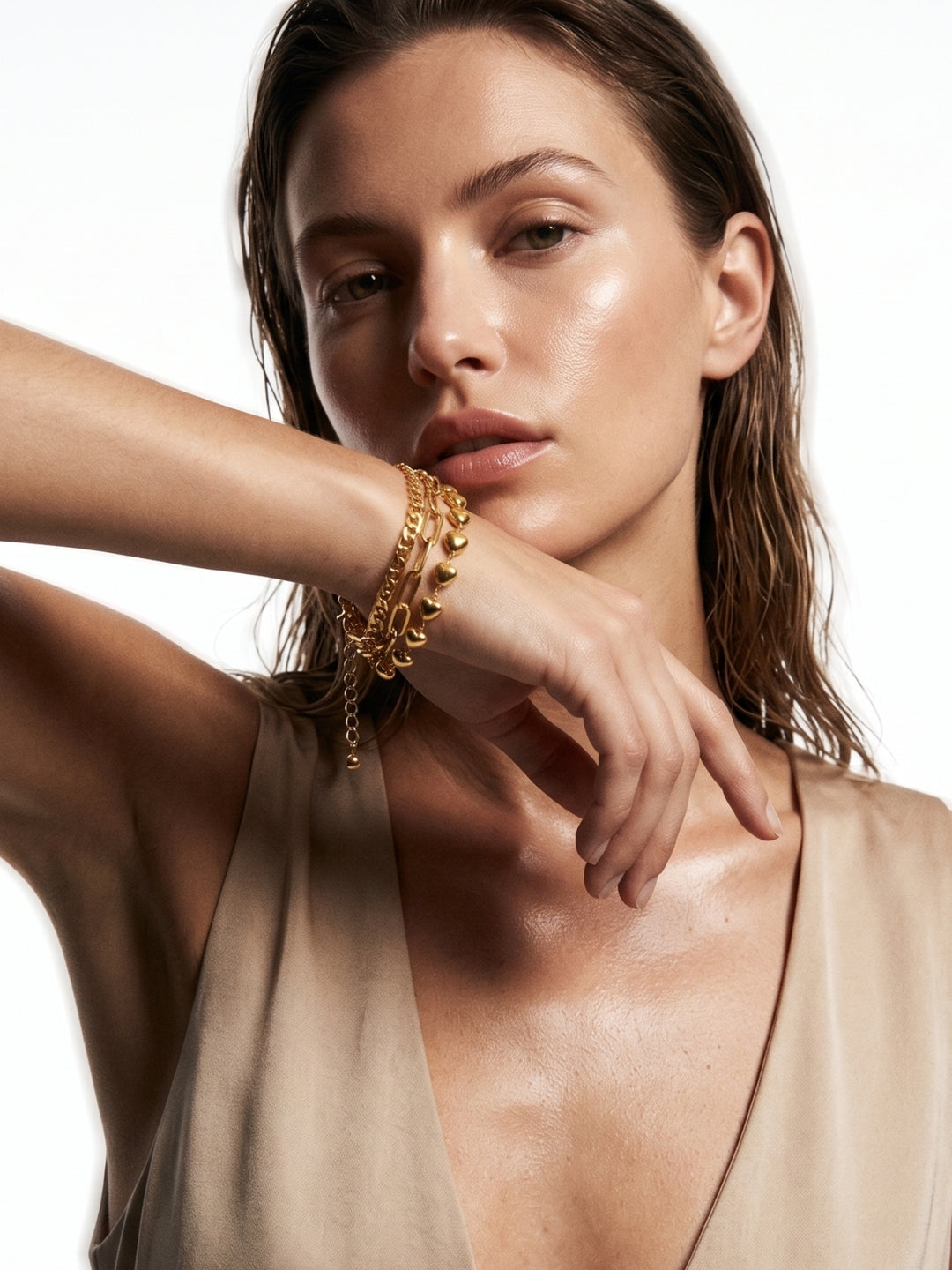 Gold Chunky Heart Metal Bracelet