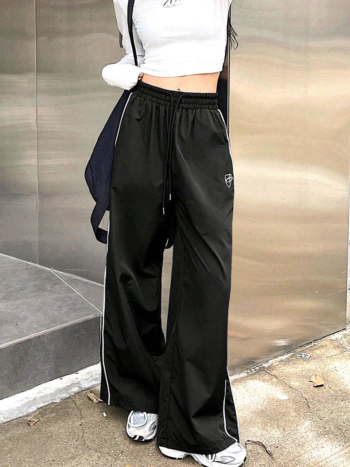Black Side Contrast Piping Sweatpants